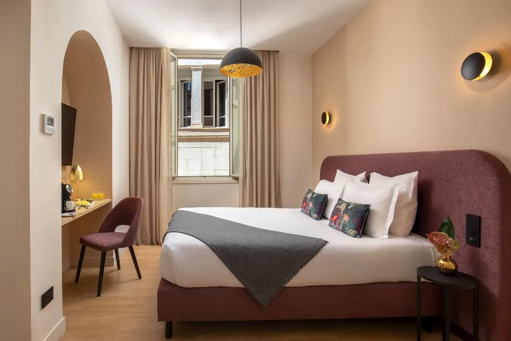 DOUBLE CLASSIC Room, 9 Hotel Cesari, Rome