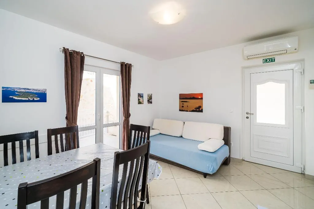 APARTMENT TWO BEDROOMS WITH TERRACE Room, Villa Samba, Dubrovnik