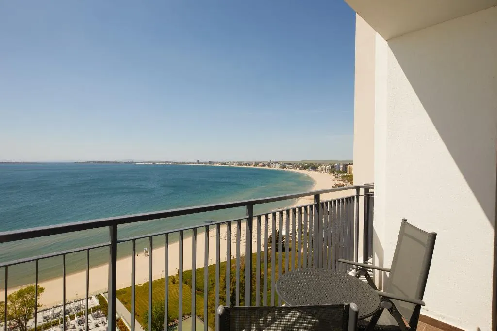 Double or Twin DELUXE SEA FRONT Room, Secrets Sunny Beach Resort & Spa, Bourgas