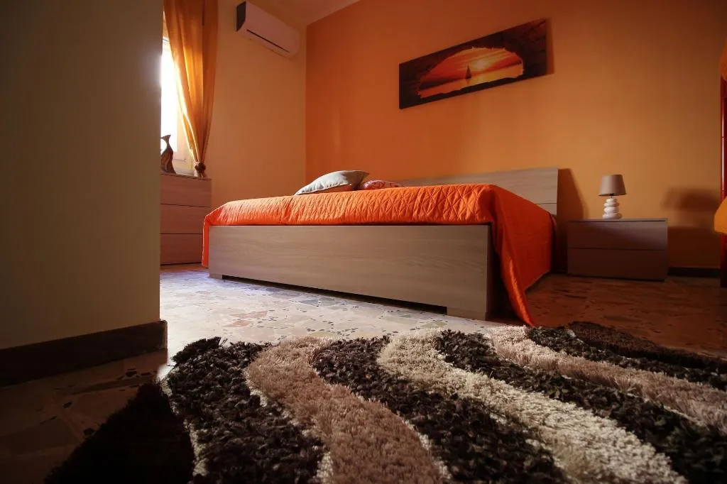 Room, b&b Vistamare, Catania