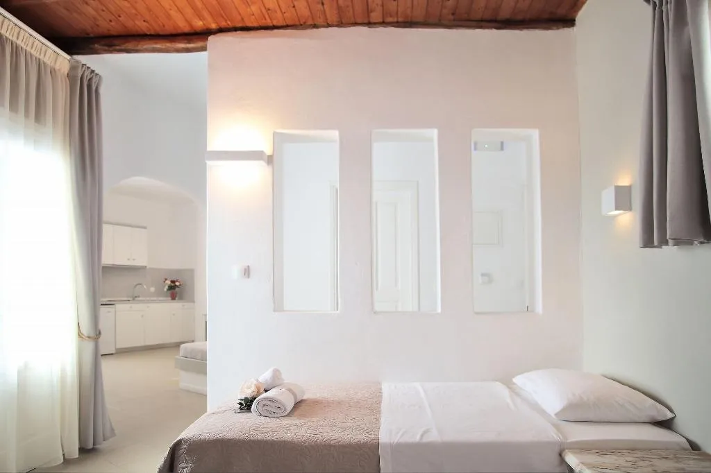 Room, Kritikakis Village Apartments, Santorini