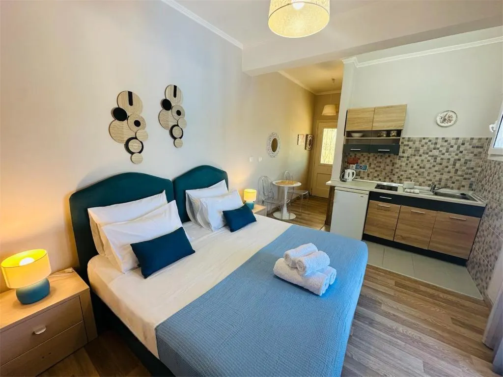 STUDIO POOL VIEW Room, Nikos Apartments Corfu, Corfu