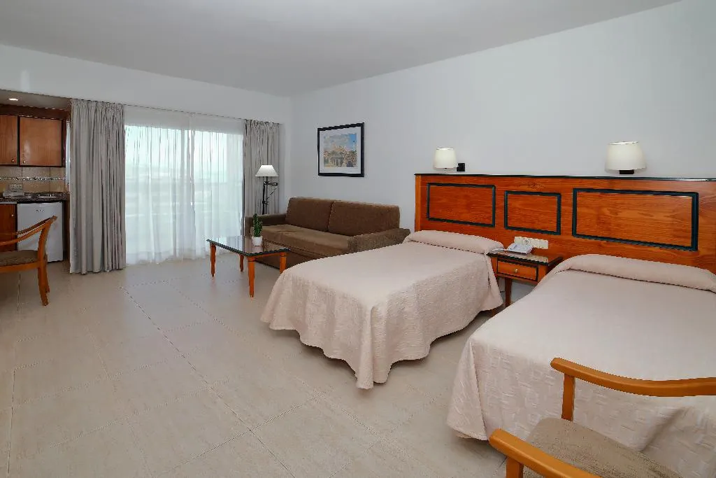 STUDIO SIDE SEA VIEW Room, PYR Fuengirola, Costa Del Sol