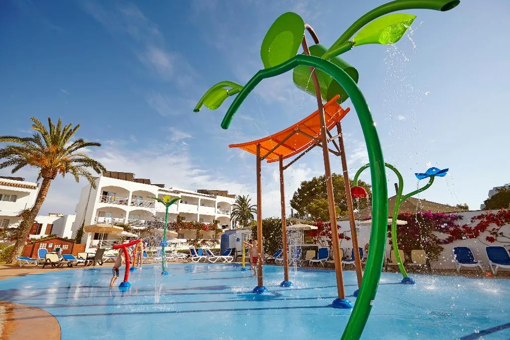 Pool, Hotel Club Es Talaial, Majorca