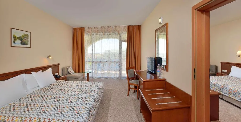 FAMILY ROOM SEA VIEW Room, Sol Nessebar Resort - Mare, Bourgas