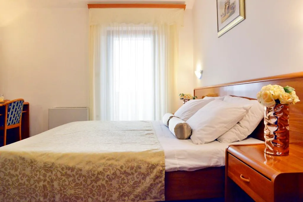 DOUBLE STANDARD Room, Hotel Villa Letan, Istria