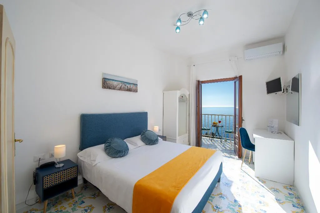 Double or Twin SEA VIEW WITH BALCONY Room, Villa Bella Vista near Positano and Amalfi, Naples
