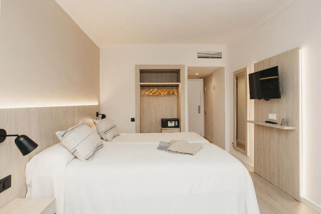 Room, Minura Cala Galdana & Apartamentos d´Aljandar, Menorca