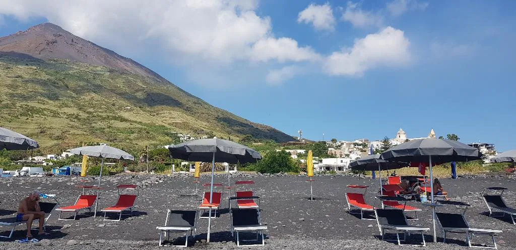 Beach, Hotel Ossidiana Stromboli, Palermo