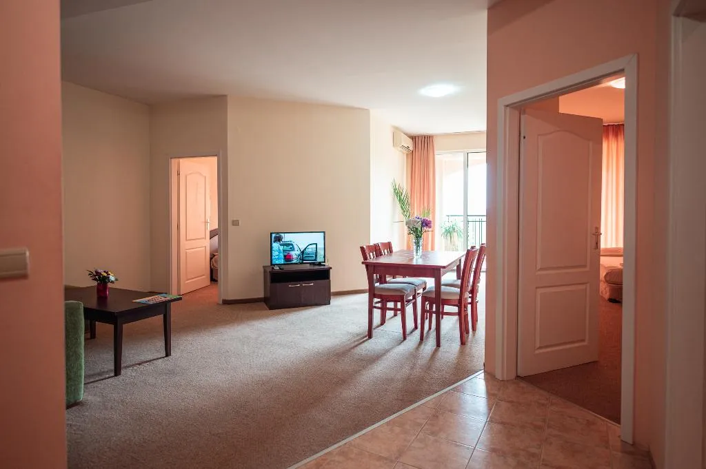 APARTMENT TWO BEDROOMS Room, Paradise Green Park, Varna