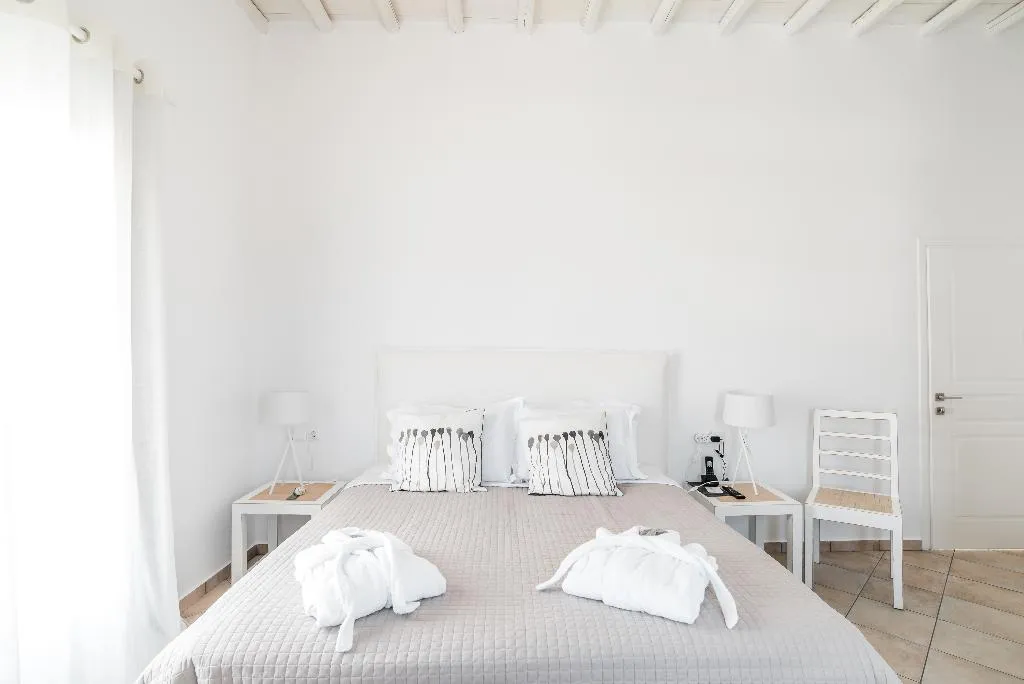 DOUBLE DELUXE Room, Capo Di Mykonos Resort, Mykonos