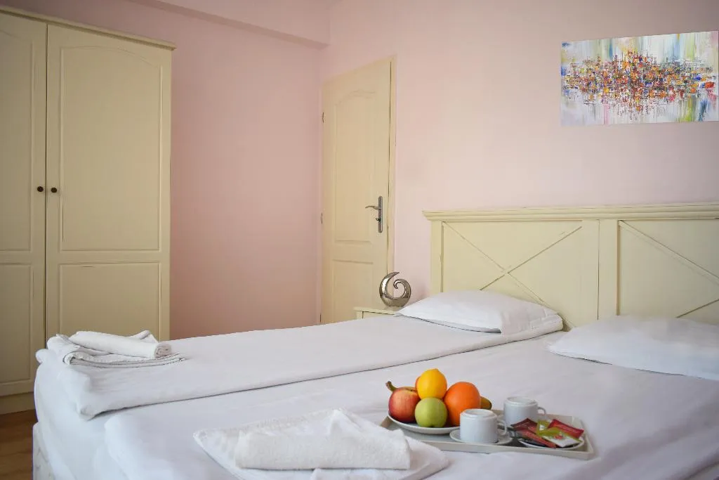 APARTMENT TWO BEDROOMS Room, Flores Park, Bourgas