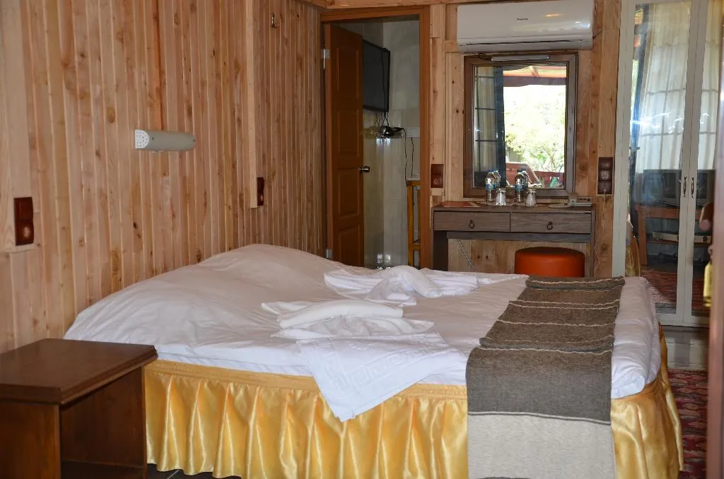 FAMILY ROOM CAPACITY 3 Room, Olympos Mitos, Antalya