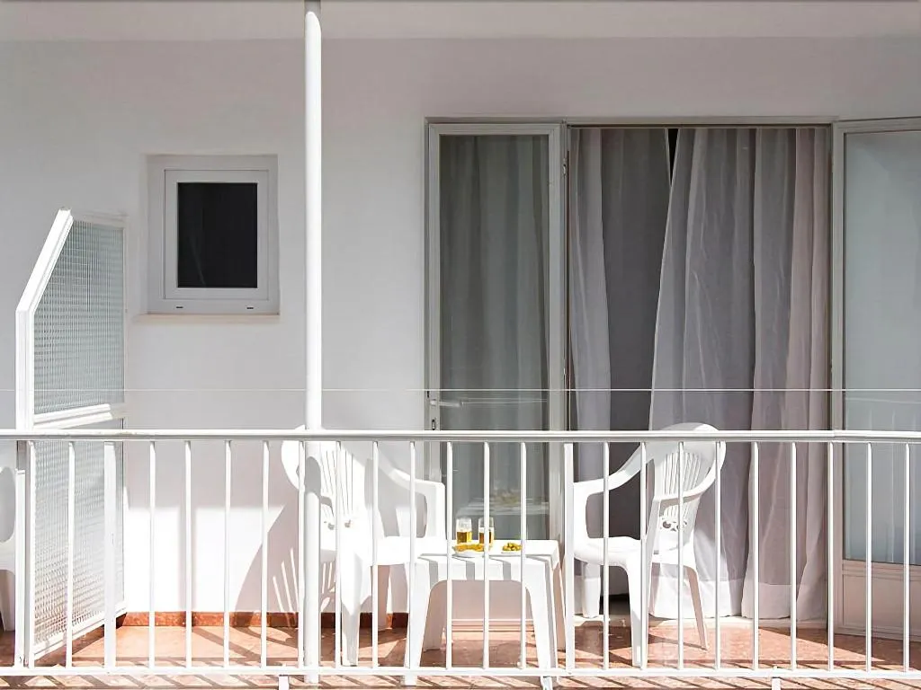 Room, Hostal Menurka, Menorca