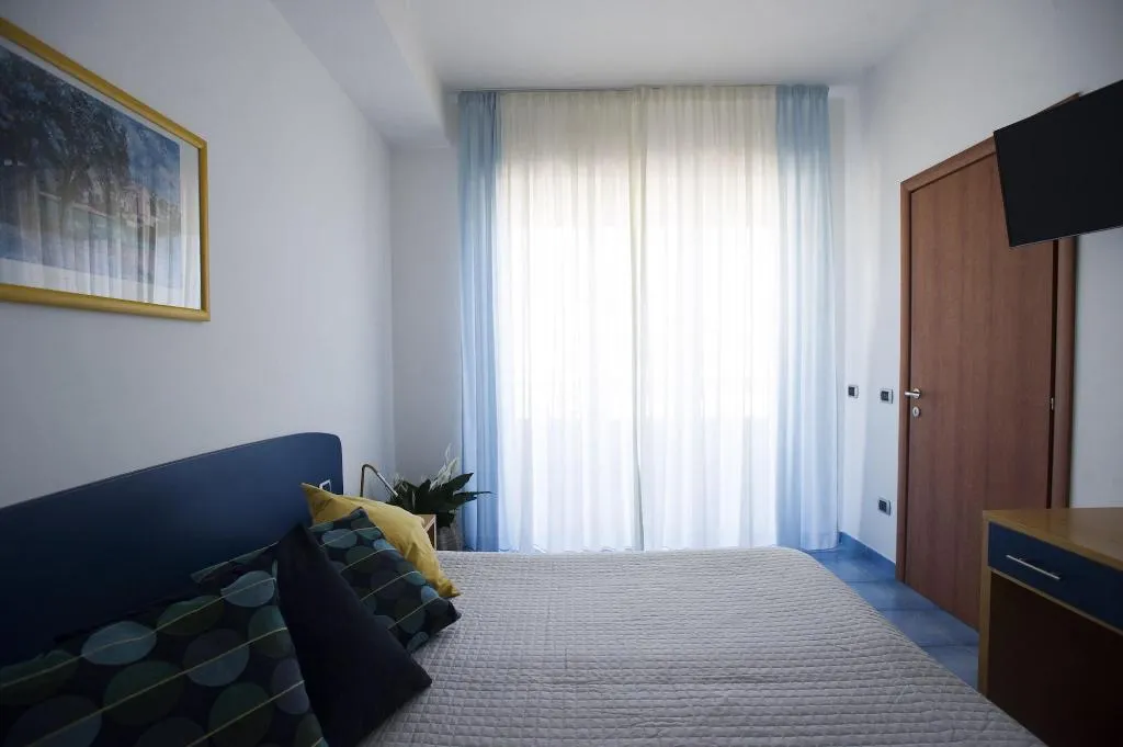 Room, Residence Panoramic, Naples