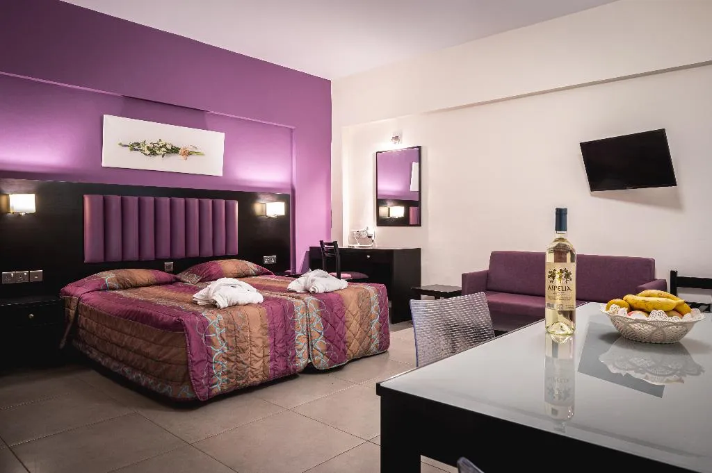 STUDIO SUPERIOR Room, Kefalos Damon Hotel Apts, Cyprus