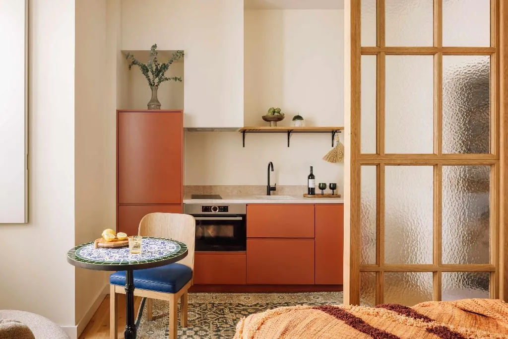 STUDIO KING SIZE BED Room, Locke De Santa Joana, Lisbon