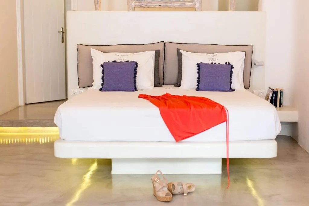 Room, Flaskos Suites, Mykonos