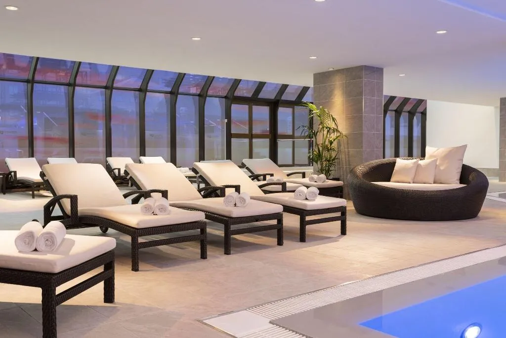 Pool, Hilton Prague Atrium, Prague