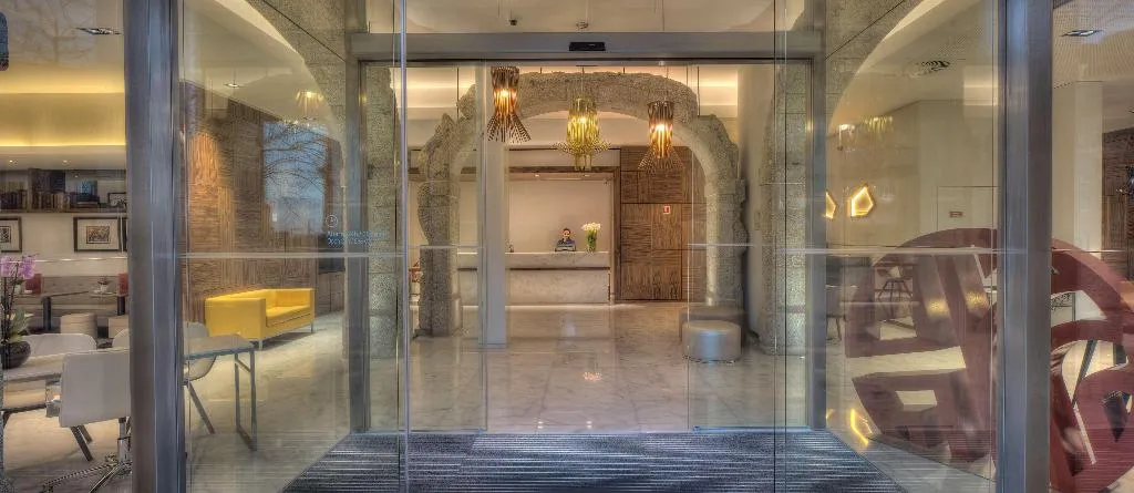 Lobby, NH Collection Porto Batalha, Porto