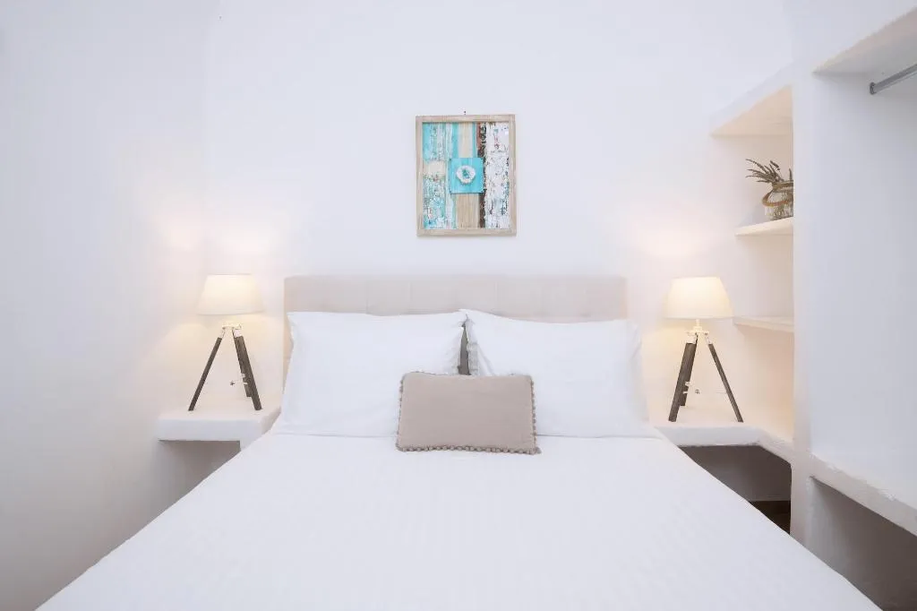 Room, Estate 1896, Santorini