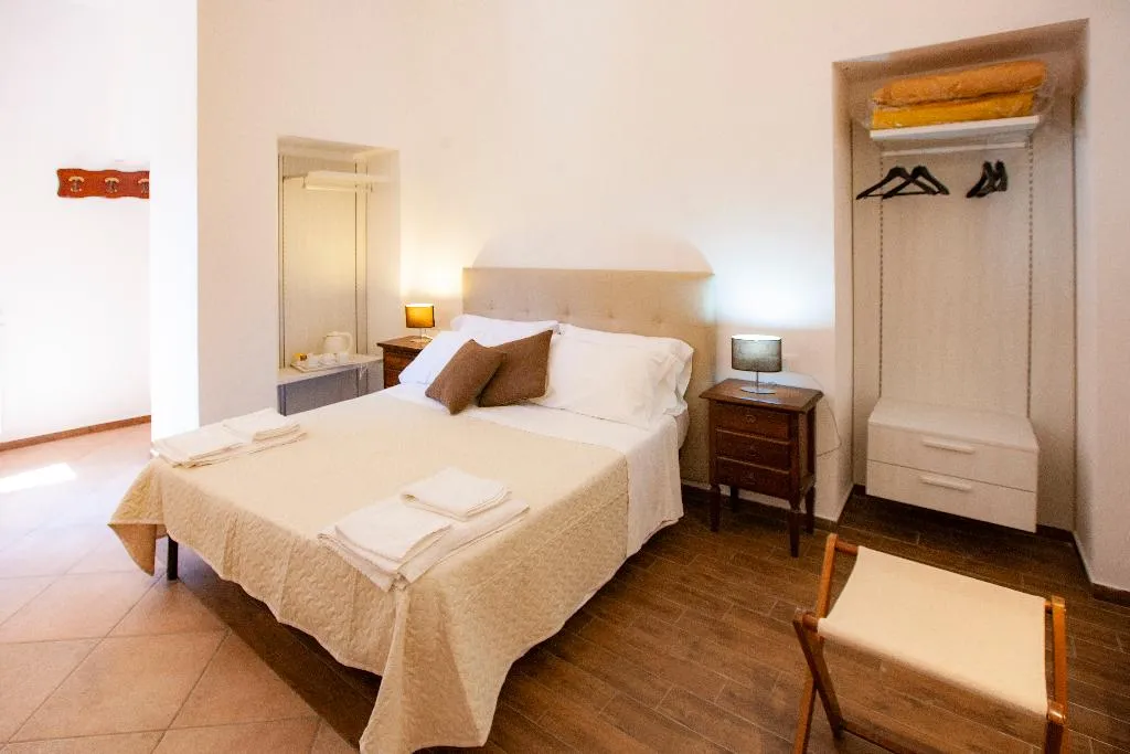 DOUBLE DELUXE Room, Il Carmine, Palermo