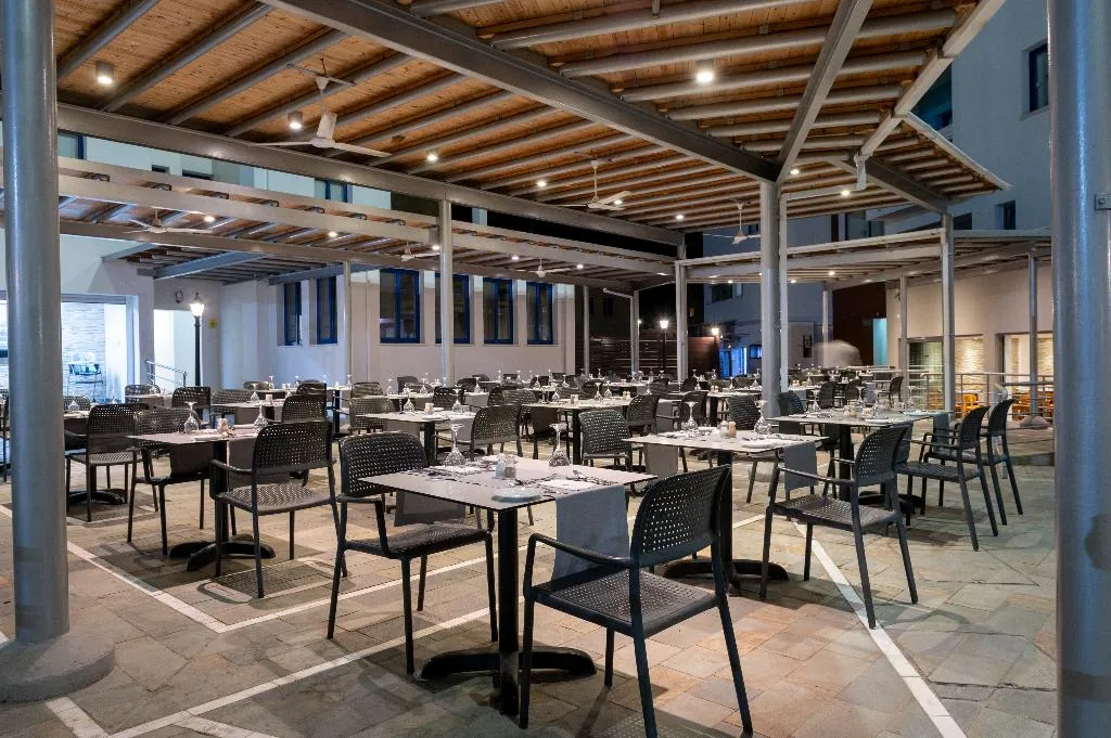 Restaurant, Kefalos Damon Hotel Apts, Cyprus