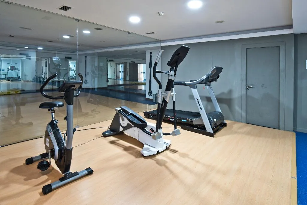 Sports and Entertainment, Golden Tulip Porto Gaia, Porto