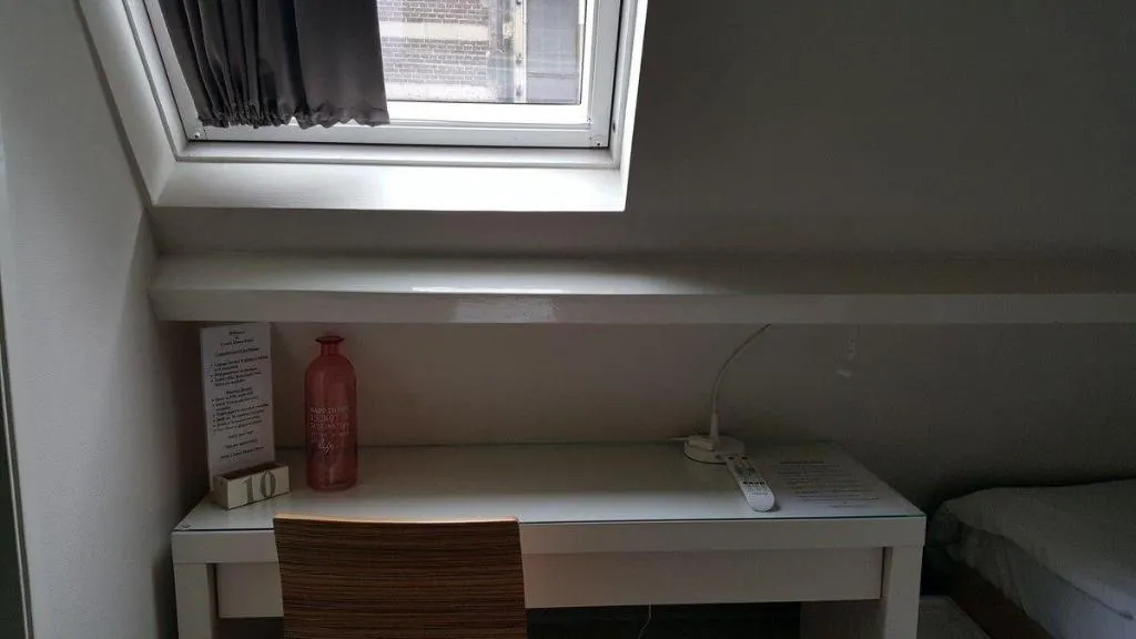 Room, Hotel Corner House, Amsterdam