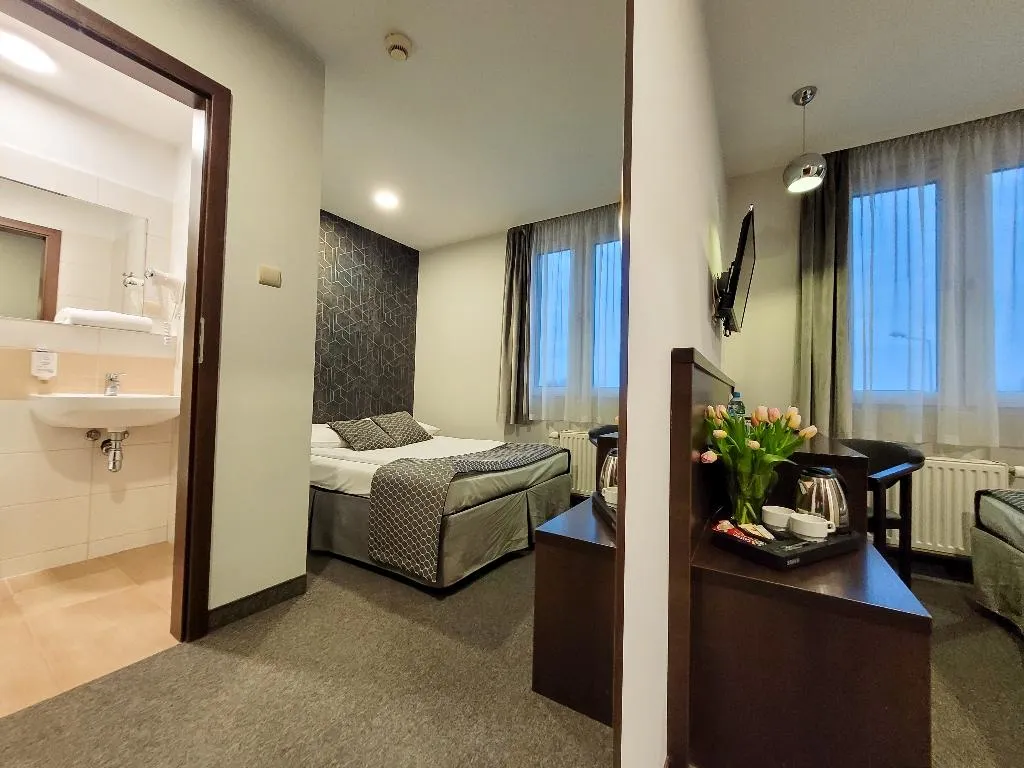 SINGLE BUSINESS Room, Fero Express, Krakow