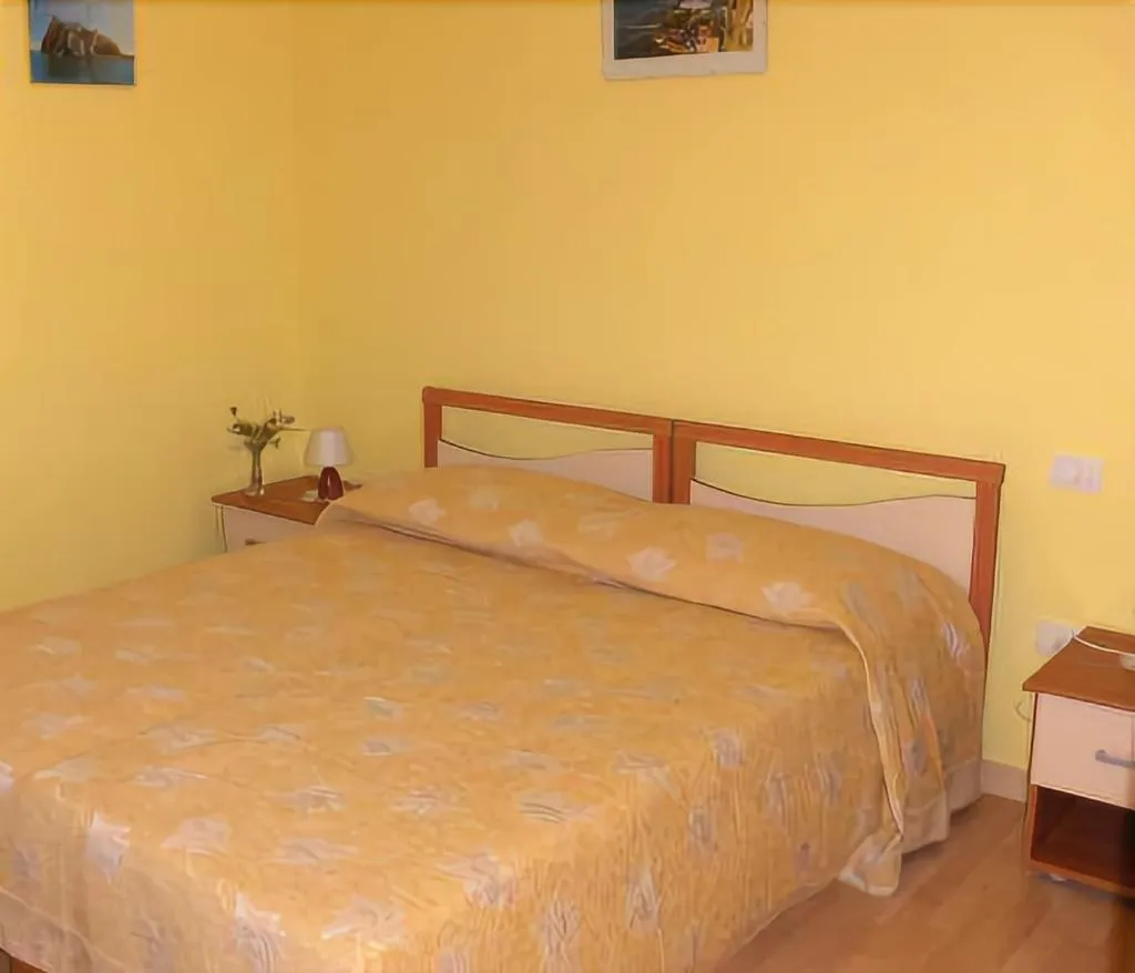 Room, Villa De Angelis, Naples