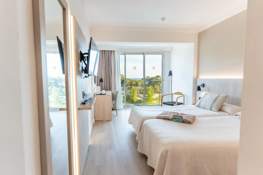 Double or Twin SEA VIEW Room, Minura Cala Galdana & Apartamentos d´Aljandar, Menorca