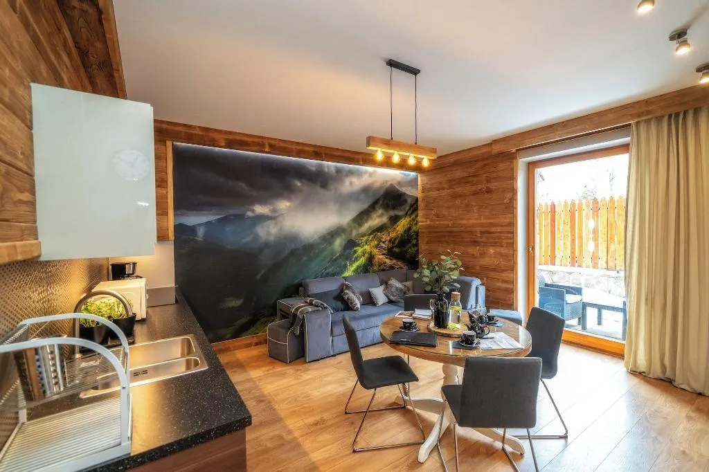 Room, ApartHotel Giewont, Krakow