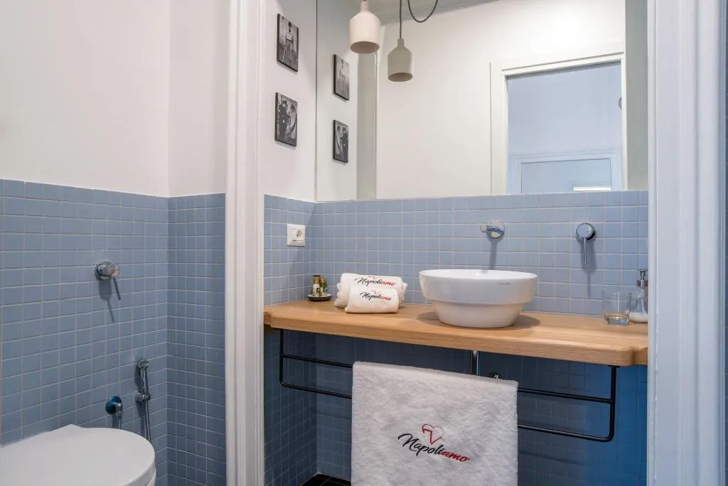 Room, Napoliamo Guest House, Naples