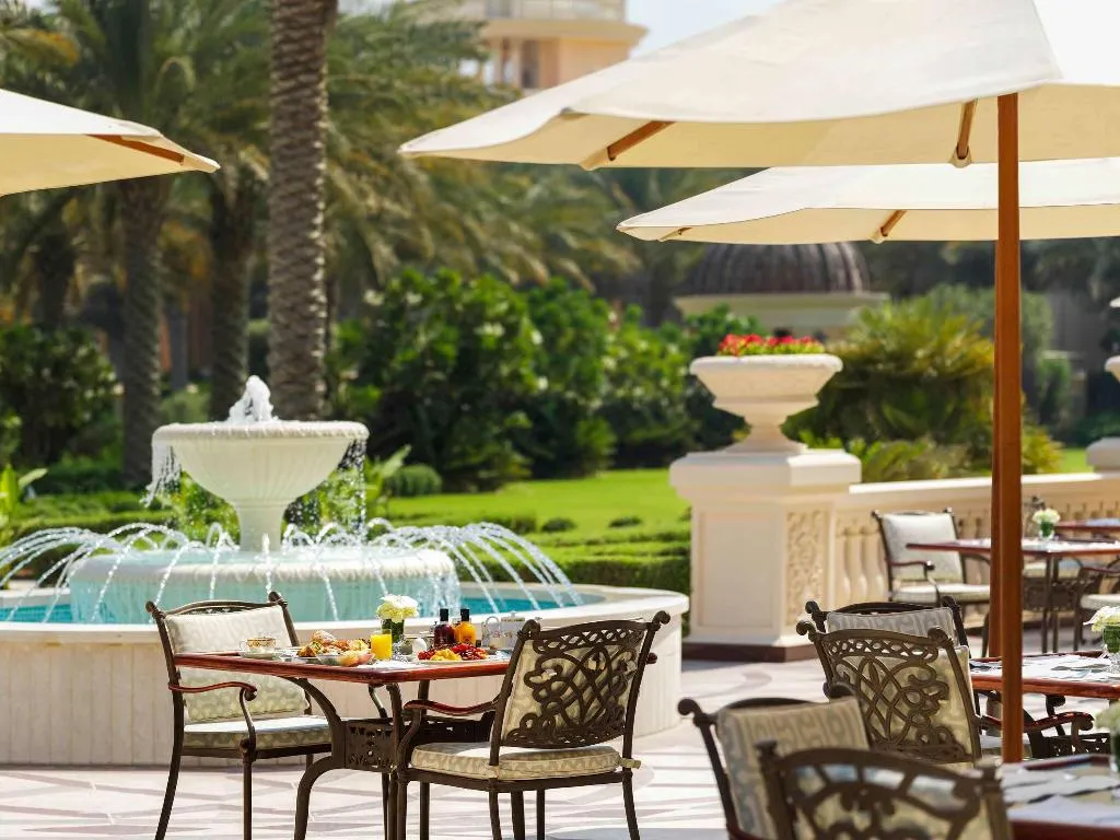 Restaurant, Raffles The Palm Dubai, Dubai