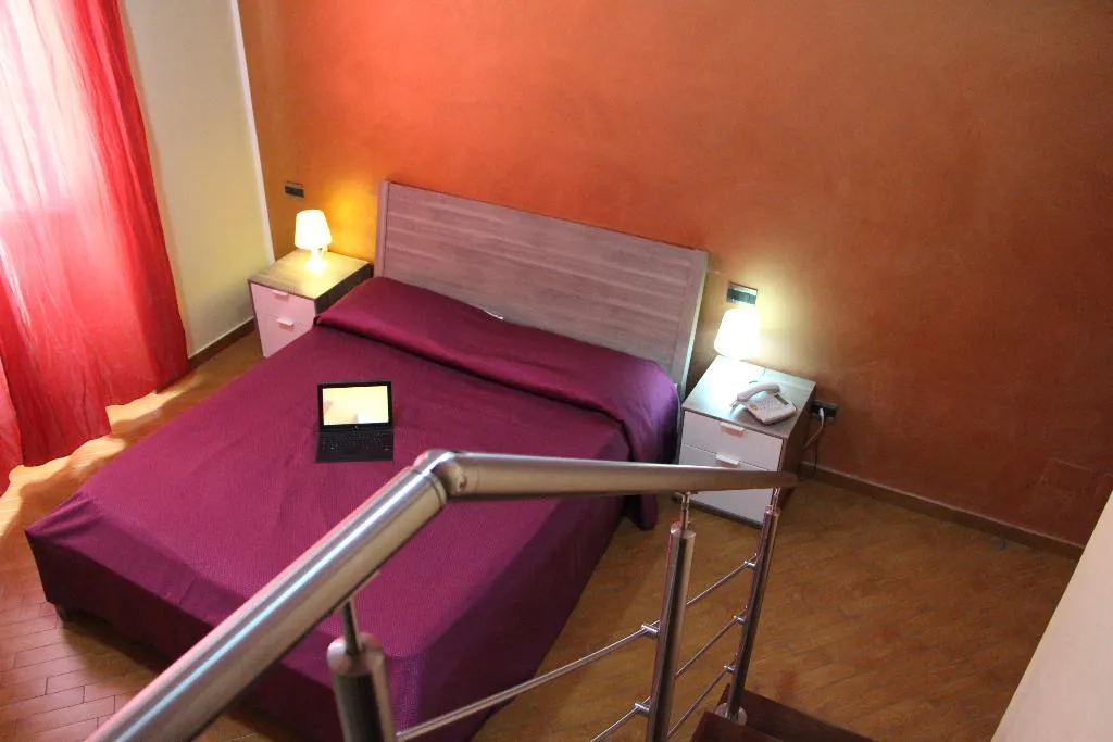 Room, Hotel Diamond, Naples
