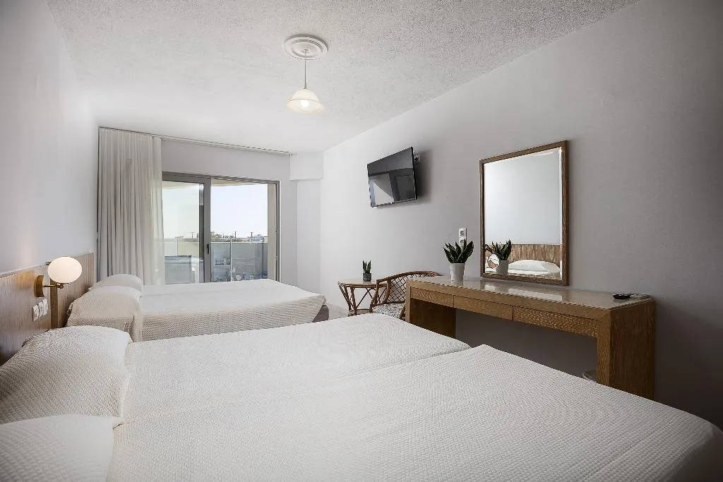 QUADRUPLE STANDARD Room, Rethymno Village, Crete