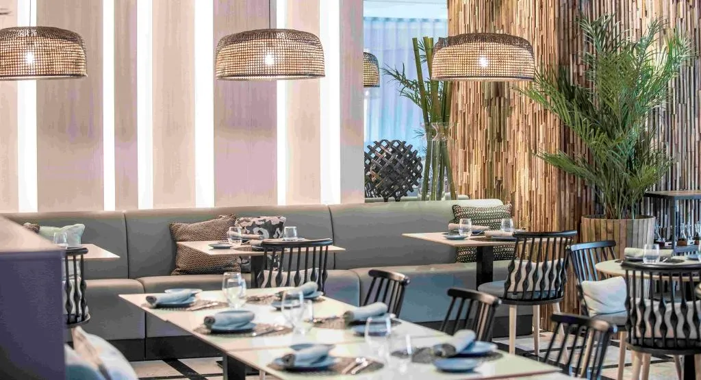Restaurant, Salles Hotel Pere IV, Barcelona
