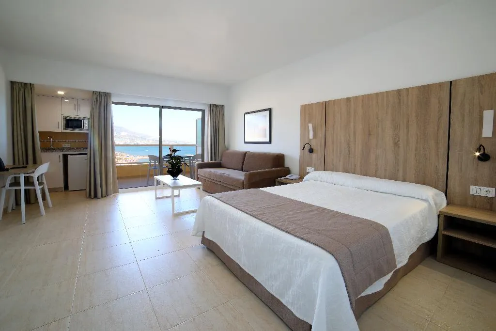 STUDIO SUPERIOR Room, PYR Fuengirola, Costa Del Sol