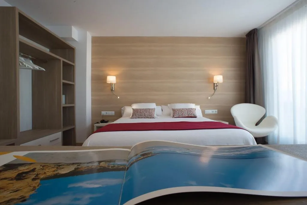 Room, Hostal Menurka, Menorca