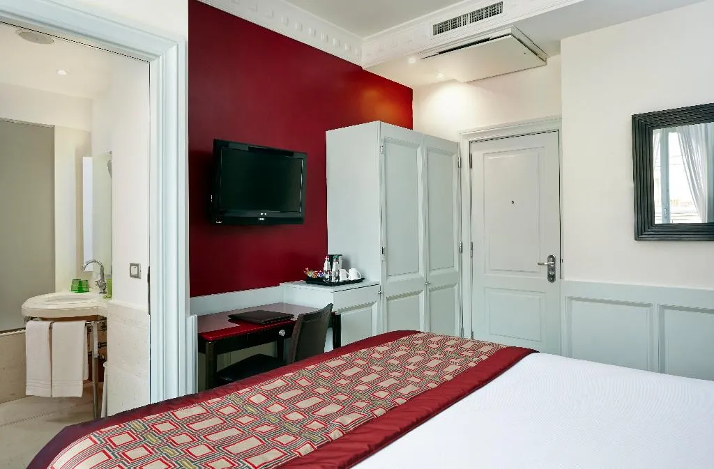 DOUBLE KING SIZE BED Room, Indigo Hotel Rome - St. George, Rome