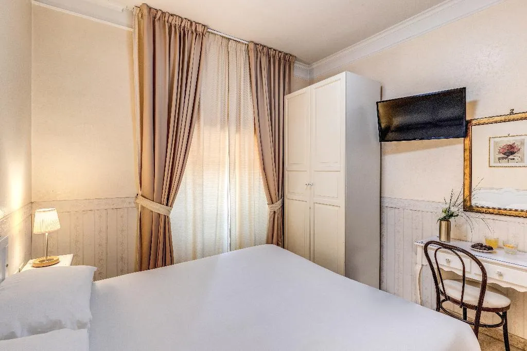 DOUBLE STANDARD Room, Hotel Orazia, Rome