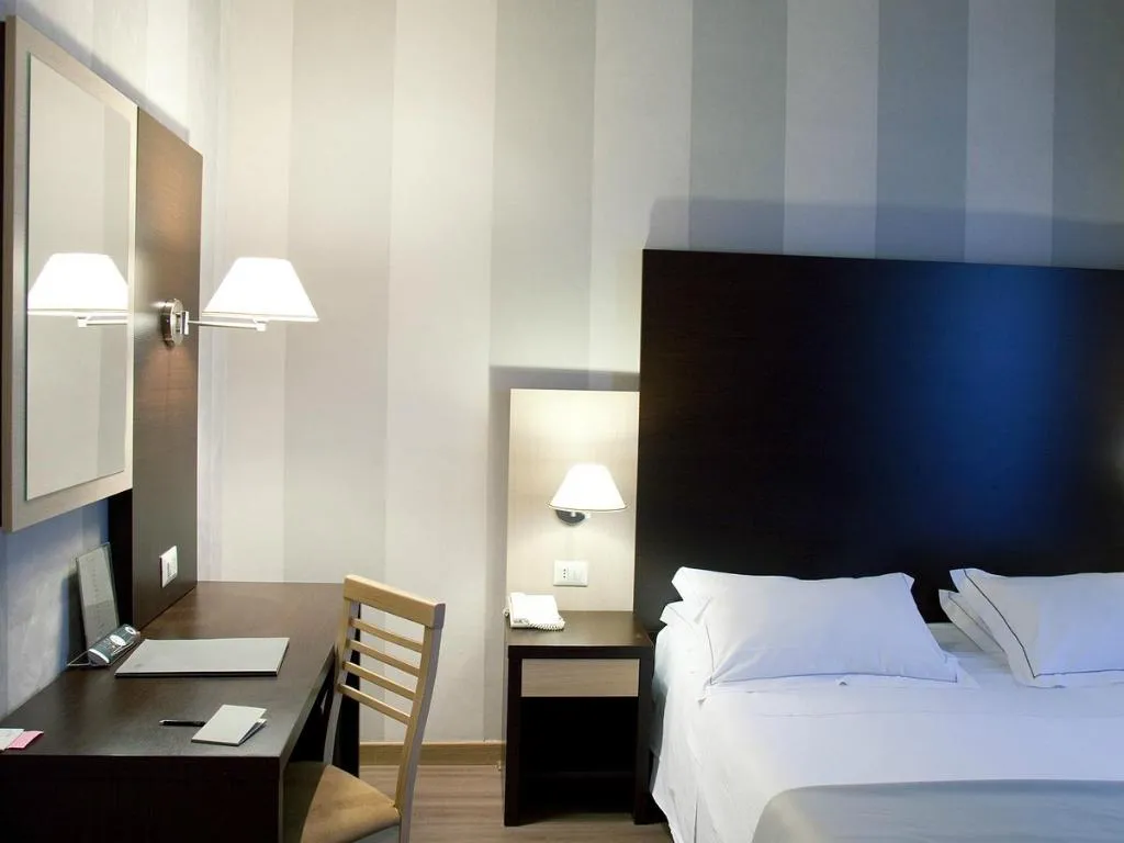 DOUBLE CLASSIC Room, c-hotels Club, Florence