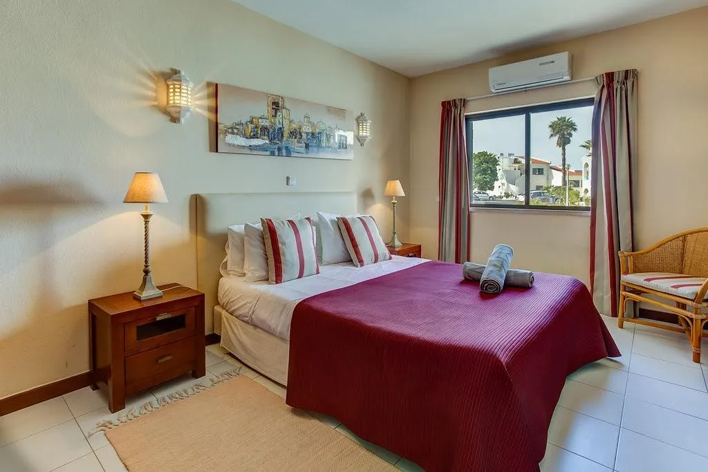 APARTMENT SEA VIEW TWO BEDROOMS Room, Monte Dourado, Algarve