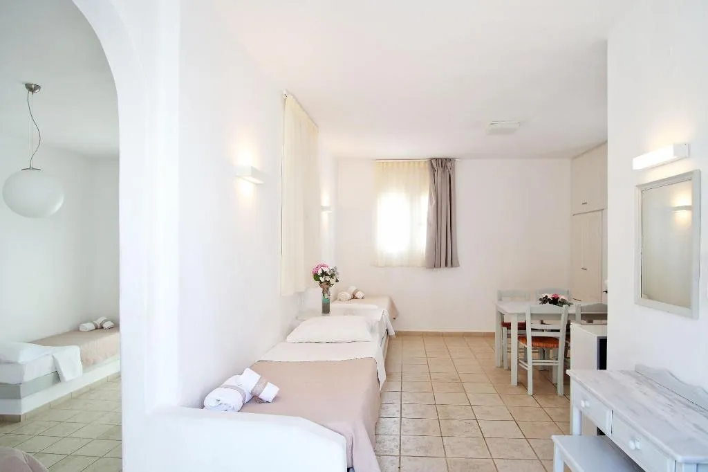 Room, Kritikakis Village Apartments, Santorini
