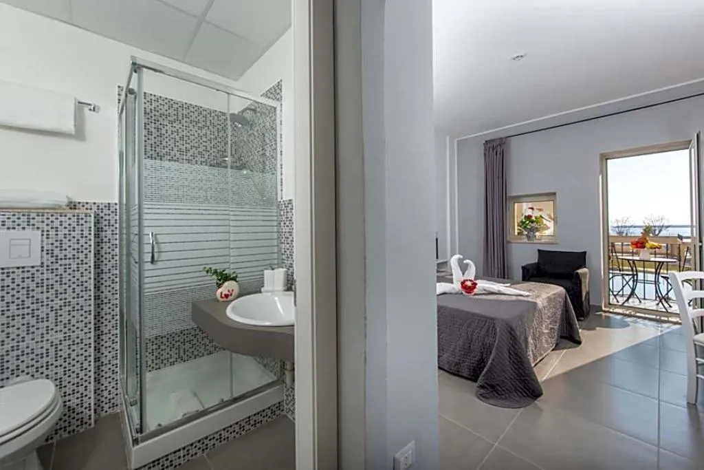 Double or Twin SEA VIEW Room, Hopps Hotel, Palermo