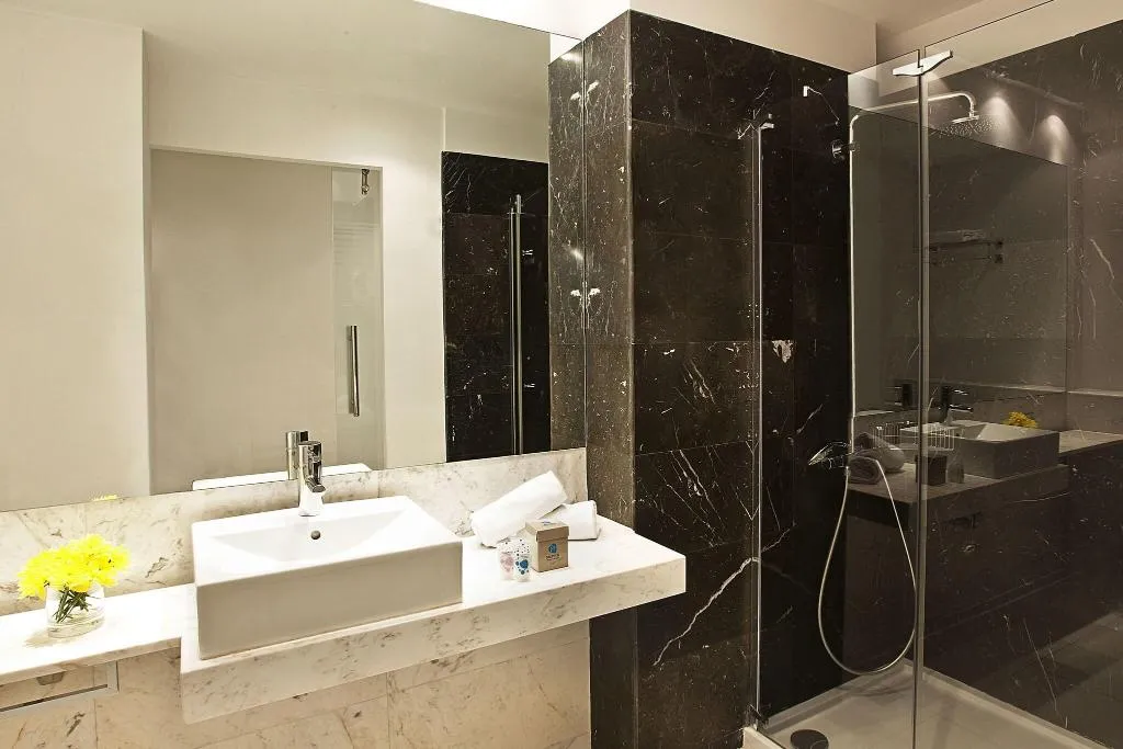 FAMILY ROOM THREE BEDS Room, Grupotel Gran Via 678, Barcelona