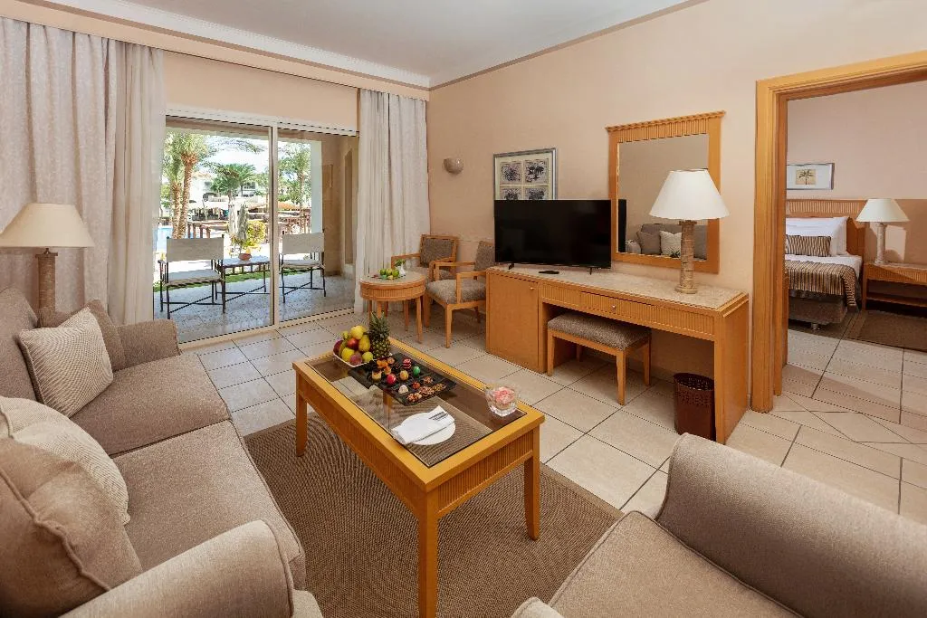 JUNIOR SUITE POOL VIEW Room, JAZ Makadi Star & Spa, Red Sea Riviera