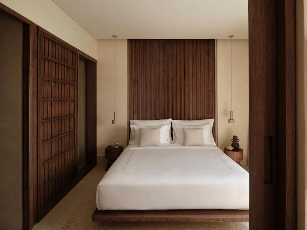 TRIPLE DELUXE ONE BEDROOM Room, Enarma Suites & Spa Wellness Retreat, Santorini
