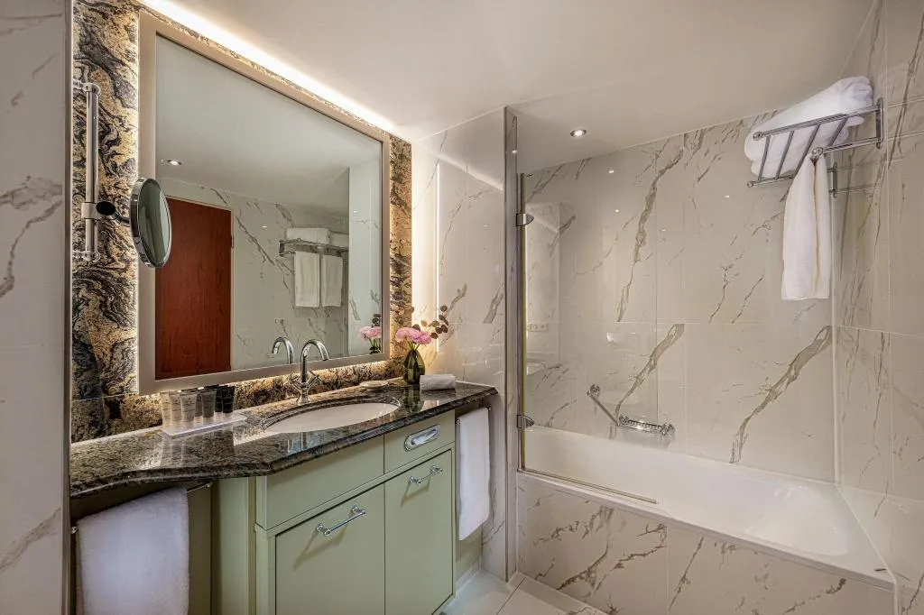 Room, JW Marriott Hotel Berlin, Berlin
